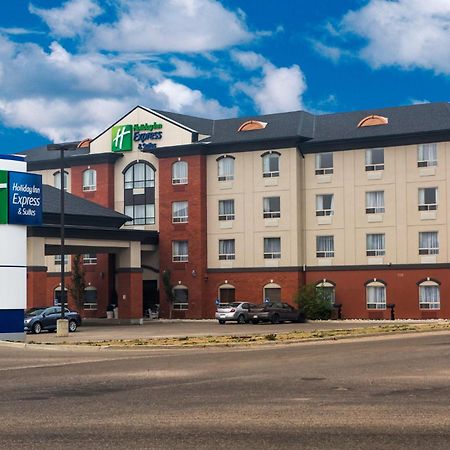 Holiday Inn Express Hotel & Suites - Slave Lake By Ihg Exteriör bild